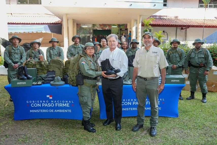 MiAmbiente equipa guardaparques en Panamá&nbsp;
