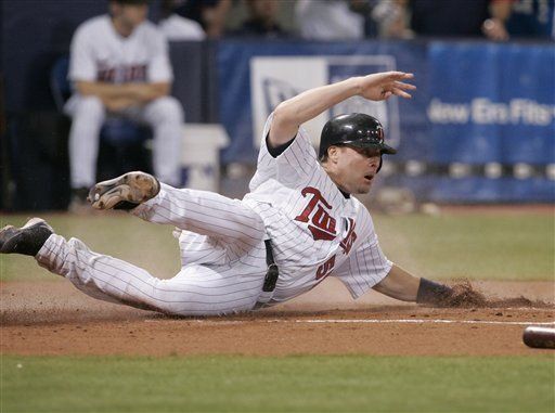 Mellizos vences 5-1 a los Yanquis