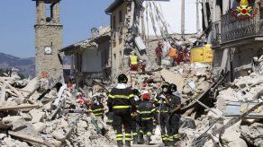 Fuertes réplicas remecen la zona del terremoto en Italia