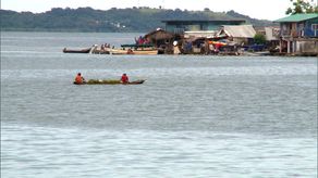 El Senan informó que las 25 personas que quedaron en el agua fueron rescatadas.