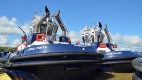 Bautizan nuevos remolcadores del Canal de Panamá Bautizan nuevos remolcadores del Canal de Panamá