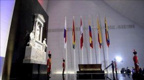 Video: Ya abrió mausoleo de Chávez para Bolívar