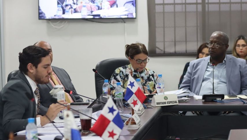 MEDUCA recibe partidas por un aproximado de B/.64 millones