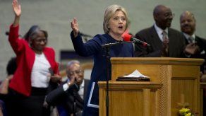 Emails muestran respuesta de Clinton a LGBT