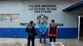 El docente fue capturado en el sector de Costa Esmeralda, distrito de San Carlos