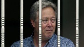 Obreros chinos retienen a jefe en disputa salarial