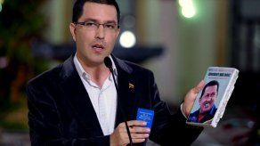 Maduro nombra nuevo canciller en medio de rechazo internacional por Constituyente