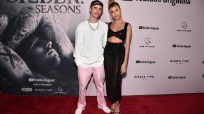 ¿Conseguirá Justin Bieber que Victoria Beckham se ponga unos crocs?