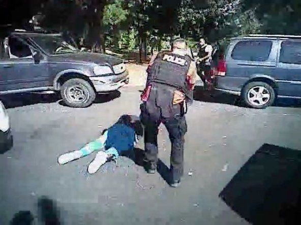 El vídeo del tiroteo en Charlotte no despeja las dudas