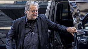 Steve Bannon.