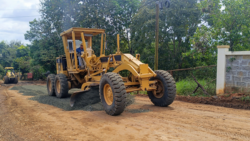 MOP informa el avance de construcción de calles y alcantarillados en Macaracas.