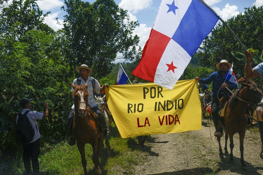 Protestan contra embalse del río Indio