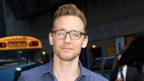 Tom Hiddleston cree que los trols de internet le distraen de su trabajo