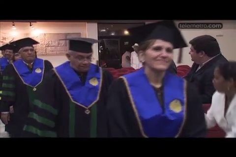 Pedro Rivera recibe Doctorado Honoris Causa