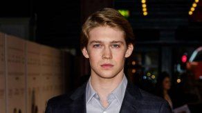 Joe Alwyn vuelve a dejar claro que no piensa hablar de Taylor Swift