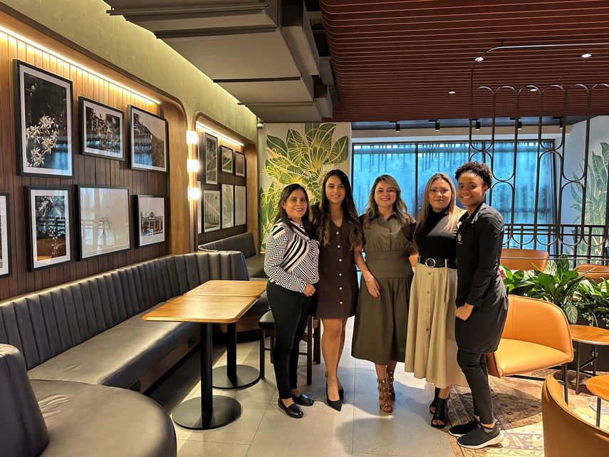 Starbucks Panamá celebra 10 años de conexión con sus clientes.