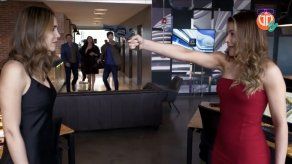 Vivian apunta a Diana mientras aparecen Juan Esteban, Rosa y Nicolás.