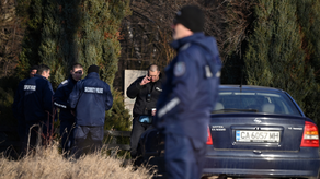 Hallan 18 migrantes muertos en un camión abandonado en Bulgaria