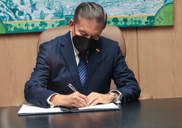 Presidente Cortizo sanciona Ley que promoverá la recuperación y sostenibilidad de empresas.