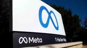 Por difundir propaganda LGTB