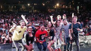 Plagian El Party se Pone Caliente de agrupación panameña en Uruguay