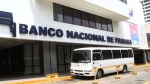 MEF suscribe cuenta de inversión con el Banco Nacional de Panamá