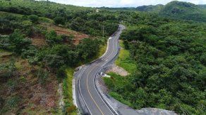 Entregan 24 kilómetros de nueva carretera El Peñón-Cerro Plata