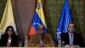 Venezuela acuerda convivencia pacífica para resolver crisis