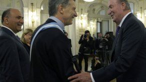 Juan Carlos I de España asiste a los actos por el bicentenario de Argentina
