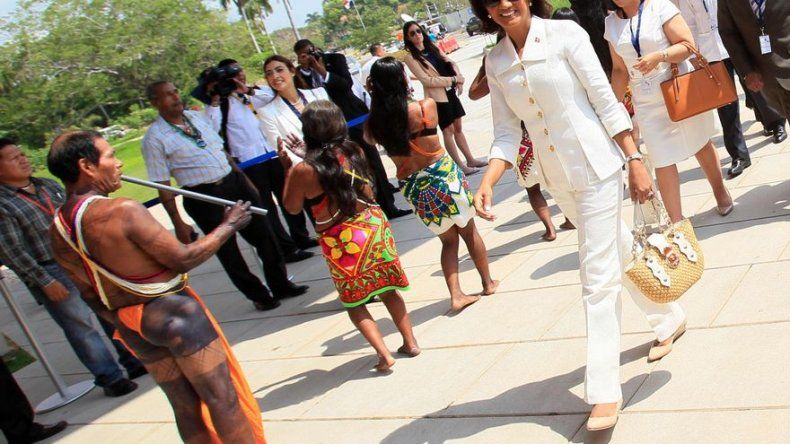 Primeras Damas de América visitan Biomuseo