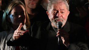 Lula dice que dinero bloqueado en fondos de pensión lo obtuvo en conferencias