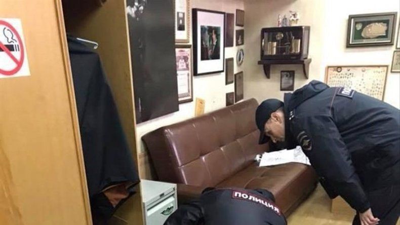La periodista rusa crítica con el Kremlin sale del coma tras apuñalamiento