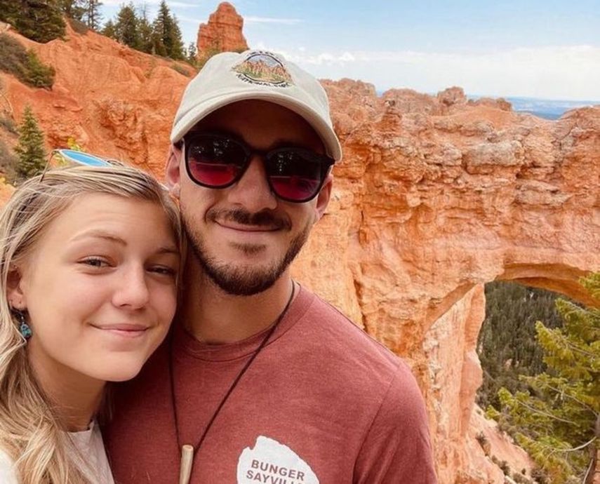Gabrielle Petito junto a Brian Laundrie.