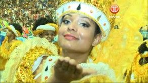 Desfile de la escuela de samba de Parque de Curicica en Río