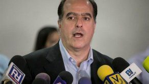 Borges pide que se devuelvan funciones al Parlamento para refinanciar deuda