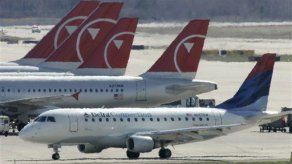 EU aprueba fusión de aerolíneas Delta y Northwest