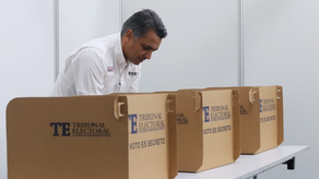 Elecciones 2024: Ricardo Lombana acude a votar y dice que cree en el apoyo de los&nbsp; jóvenes.