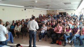Laboratoristas analizarán acciones tras acción de la Corte que revoca aumento salarial