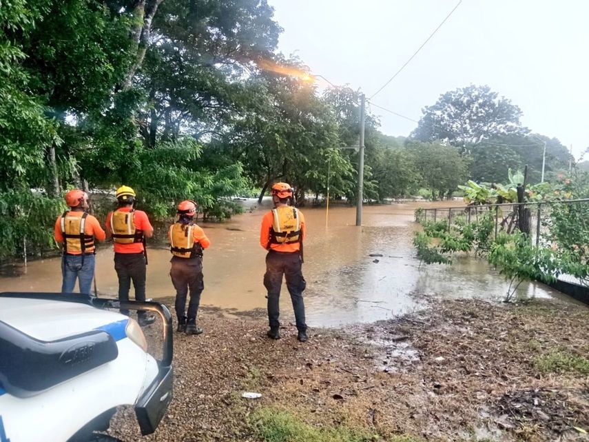 IMHPA emite alerta por lluvias y posibles inundaciones  IMHPA emite alerta por lluvias y posibles inundaciones