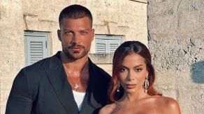 Anitta desmiente su relación con Simone Susinna.