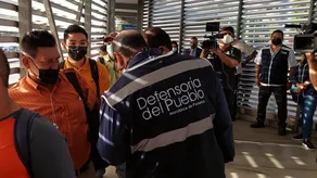 Personal de la Defensoría del Pueblo realizó un recorrido por las zonas pagas de MiBus.