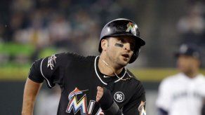 Martín Prado está contento con los Marlins