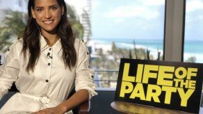 Adria Arjona suelta espíritu aventurero en la comedia Life of the Party