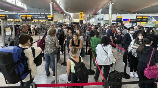 Heathrow había anunciado el día anterior que pediría nuevos recortes de vuelos a las aerolíneas.