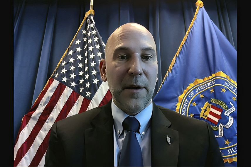 Muchos sospechosos del asalto al Capitolio siguen prófugos