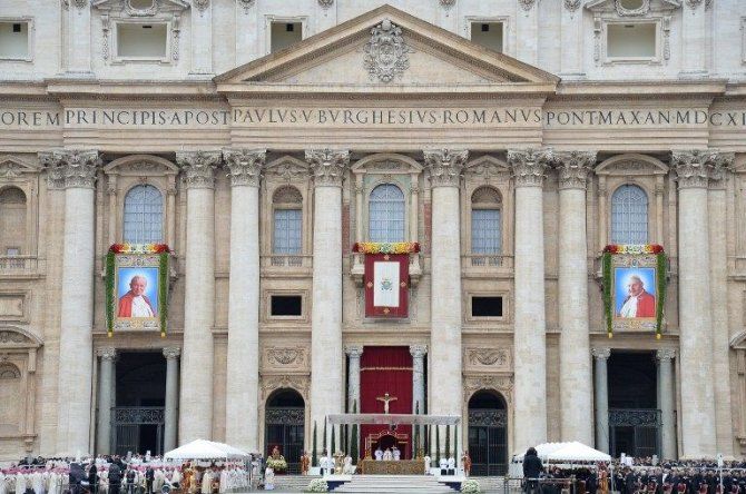 Canonización de los papas   Juan XXIII y Juan Pablo II