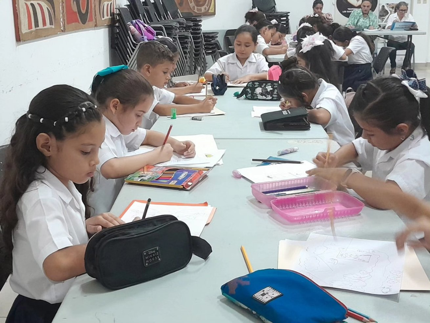 MEDUCA. Estudiantes de primaria