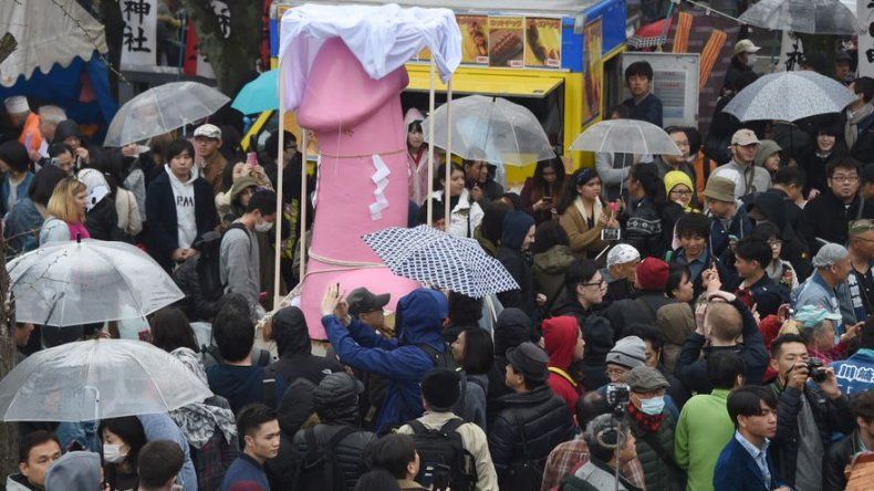 En el festival del pene de Japón, el tamaño sí importa