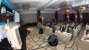 Navarro destaca beneficios de las relaciones con China en junta del CEAL
