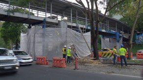 Reparación del puente peatonal del Complejo Hospitalario presenta avance de 95%